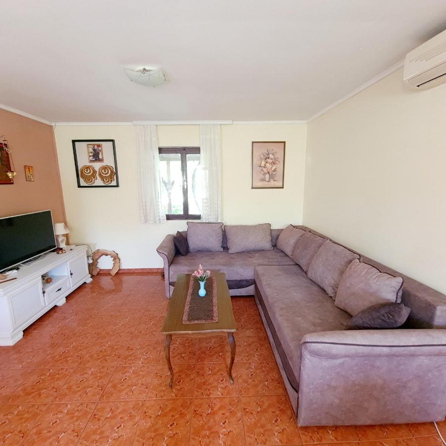 Ivan'S Holiday Home Virpazar Exterior foto